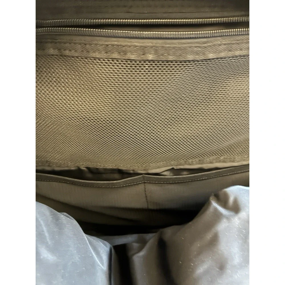 Jordan Alpha Backpack 28L Black Gold Jumpman Duffel Laptop Shoe Bag